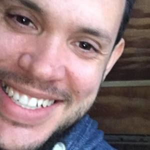 Meet your Posher, Emmanuel